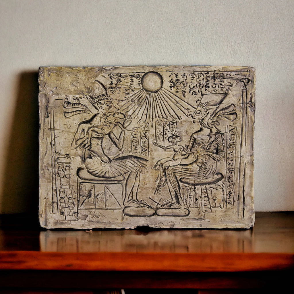 “AKHENATEN” Altar Relief (Reproduction) – 60 × 40 cm