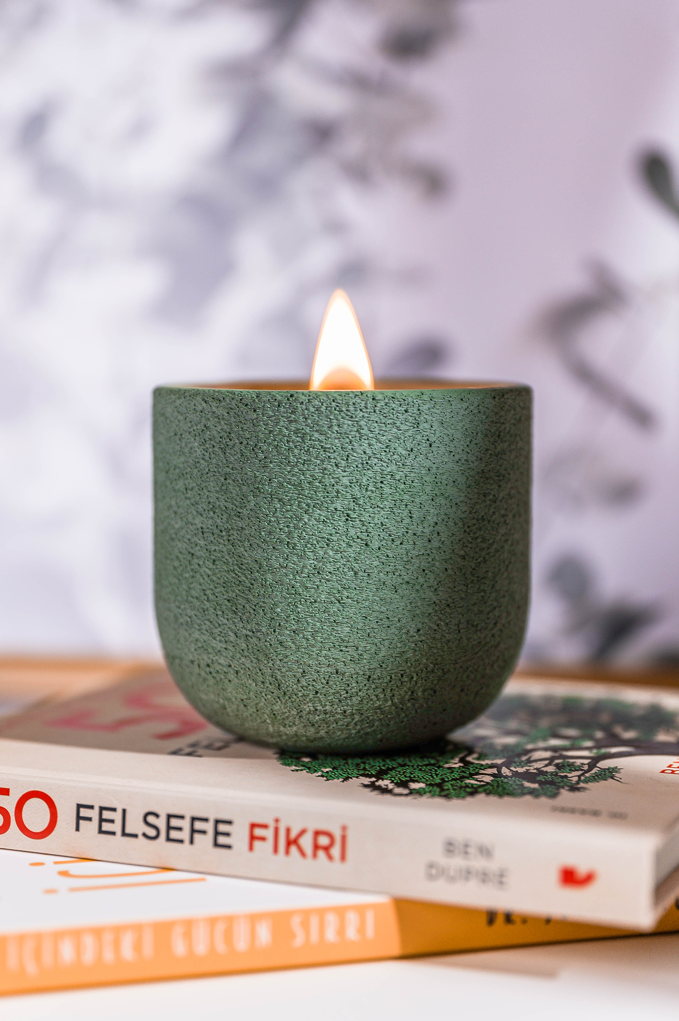 “CYLE” 100% Soy Wax Organic Concrete Candle & Planter