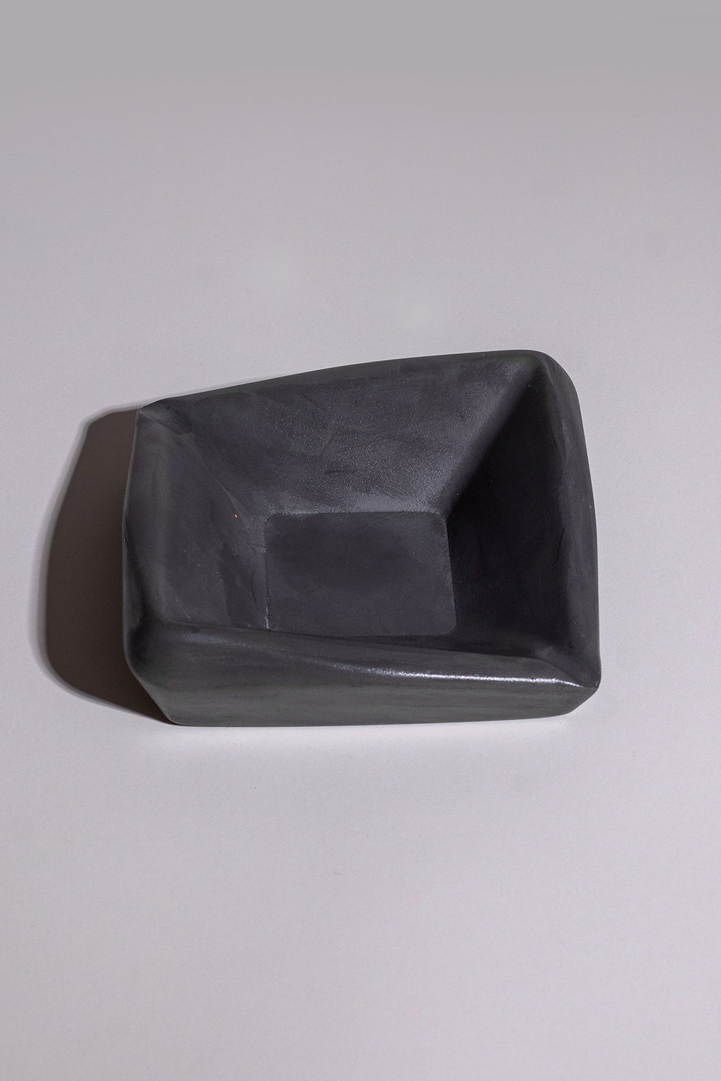 Tabart Minimal Decorative Concrete Ashtray – Set of 4