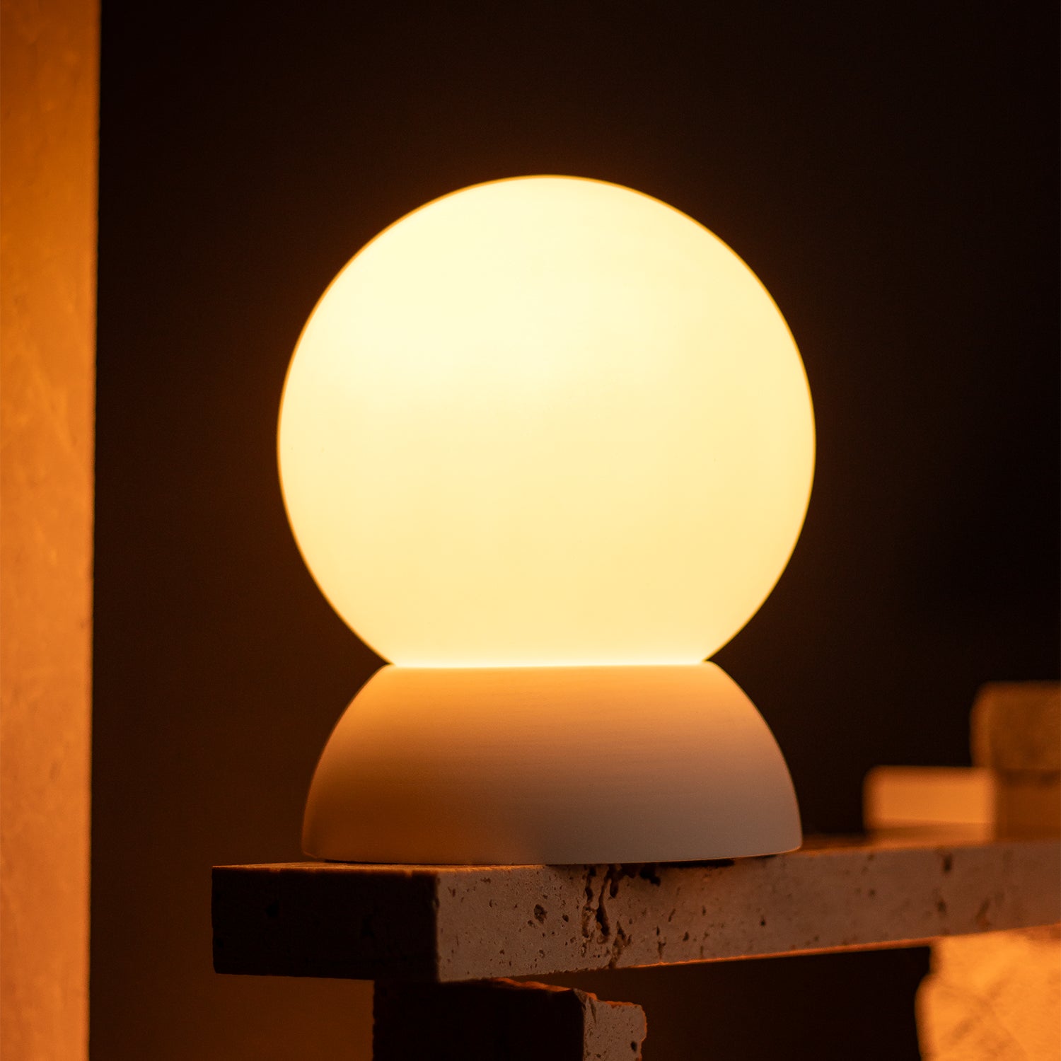 “LIA” Decorative Concrete Lamp – Wired