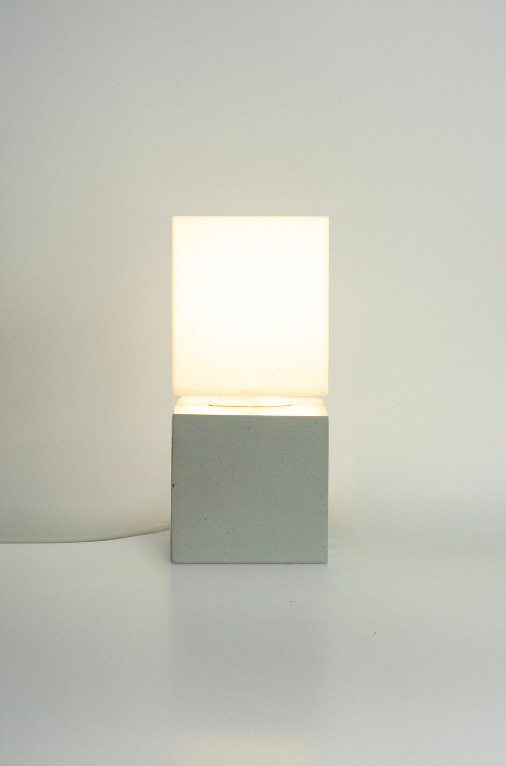 RECT Sculptural Concrete Table Lamp