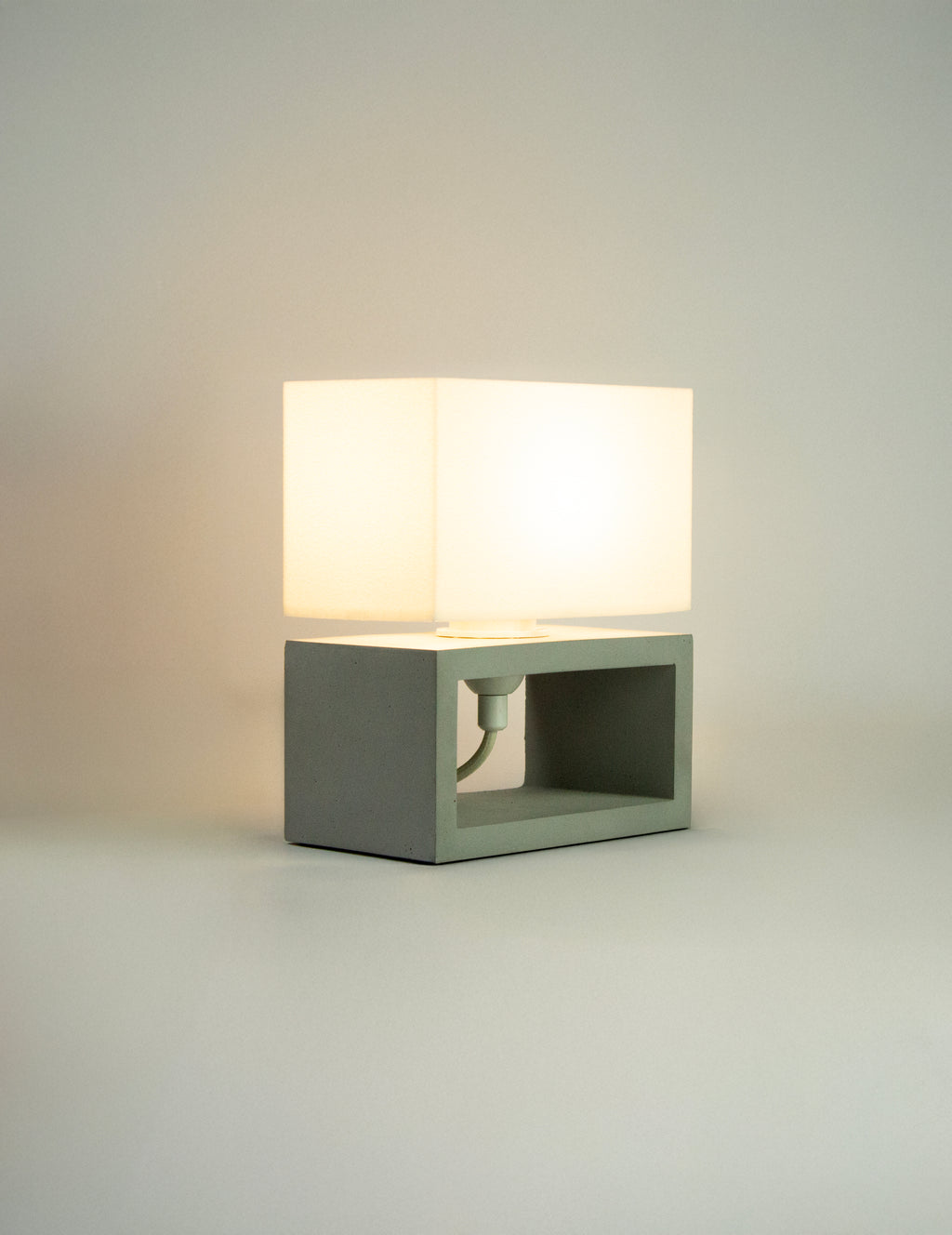 RECT Sculptural Concrete Table Lamp